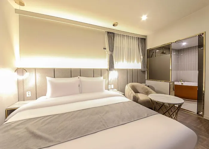 Beomil Denbasta Premium Hotel *